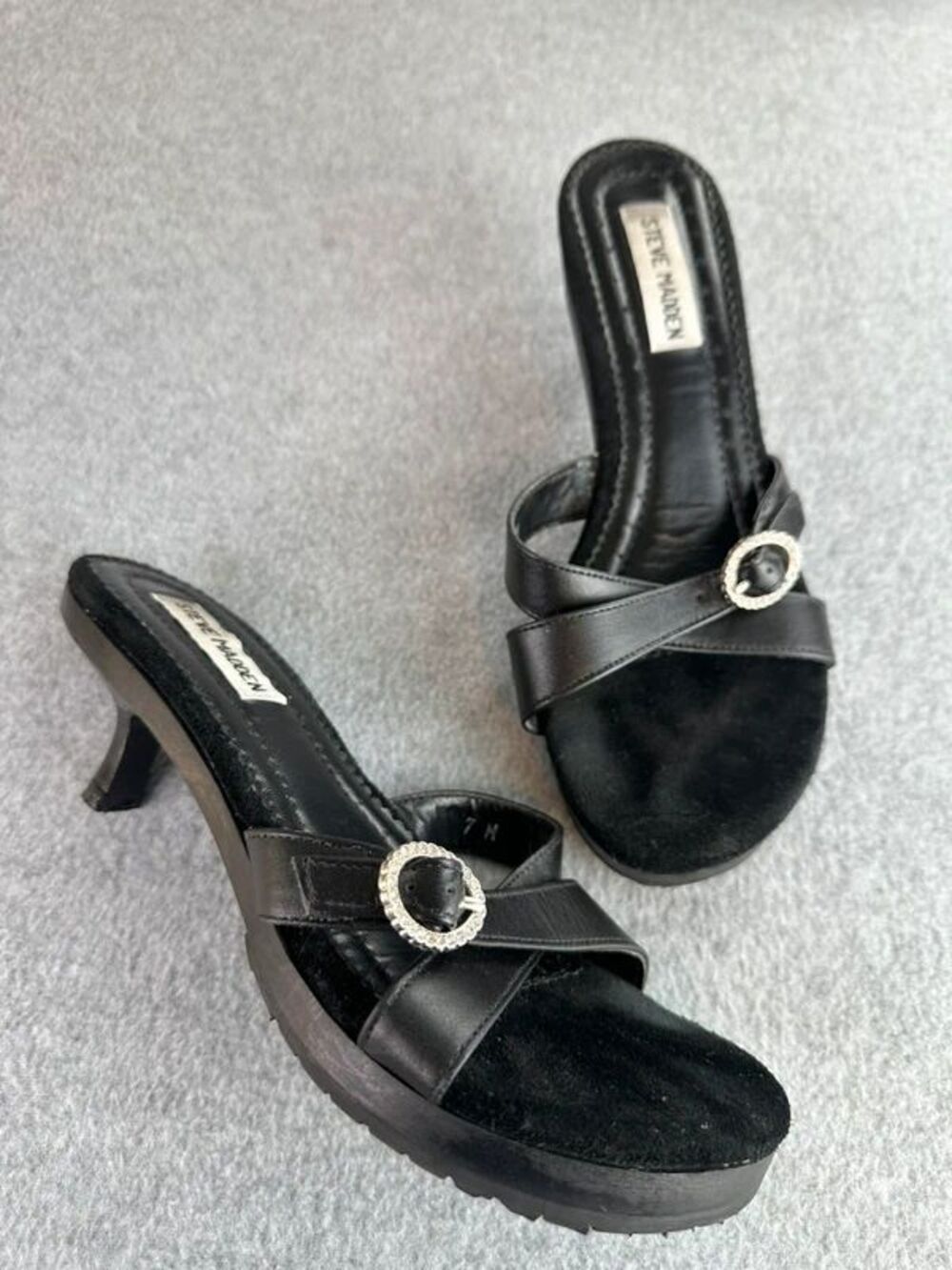 Vintage 90s Y2K Steve Madden Black Kitten Heel Size 7 Rhinestone Wooden Heel - Picture 1 of 10